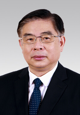 陸俊華，男，漢族，1962年1月生，研究生學歷，中共黨員，現(xiàn)任中央紀委國家監(jiān)委駐人民日報社紀檢監(jiān)察組組長、人民日報社編委委員。